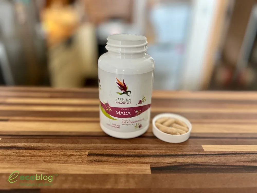 Carnium Botanicals zselatinizált BIO Maca kapszula a tesztelésre előkészítve